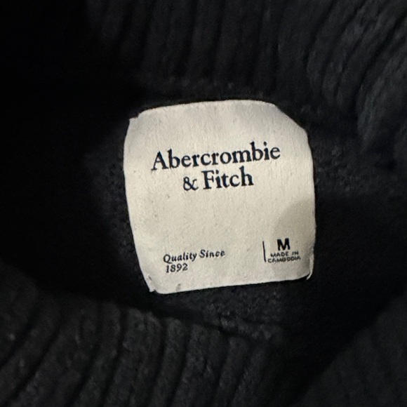 Abercrombie & Fitch Black Knitwear - Picture 2 of 3
